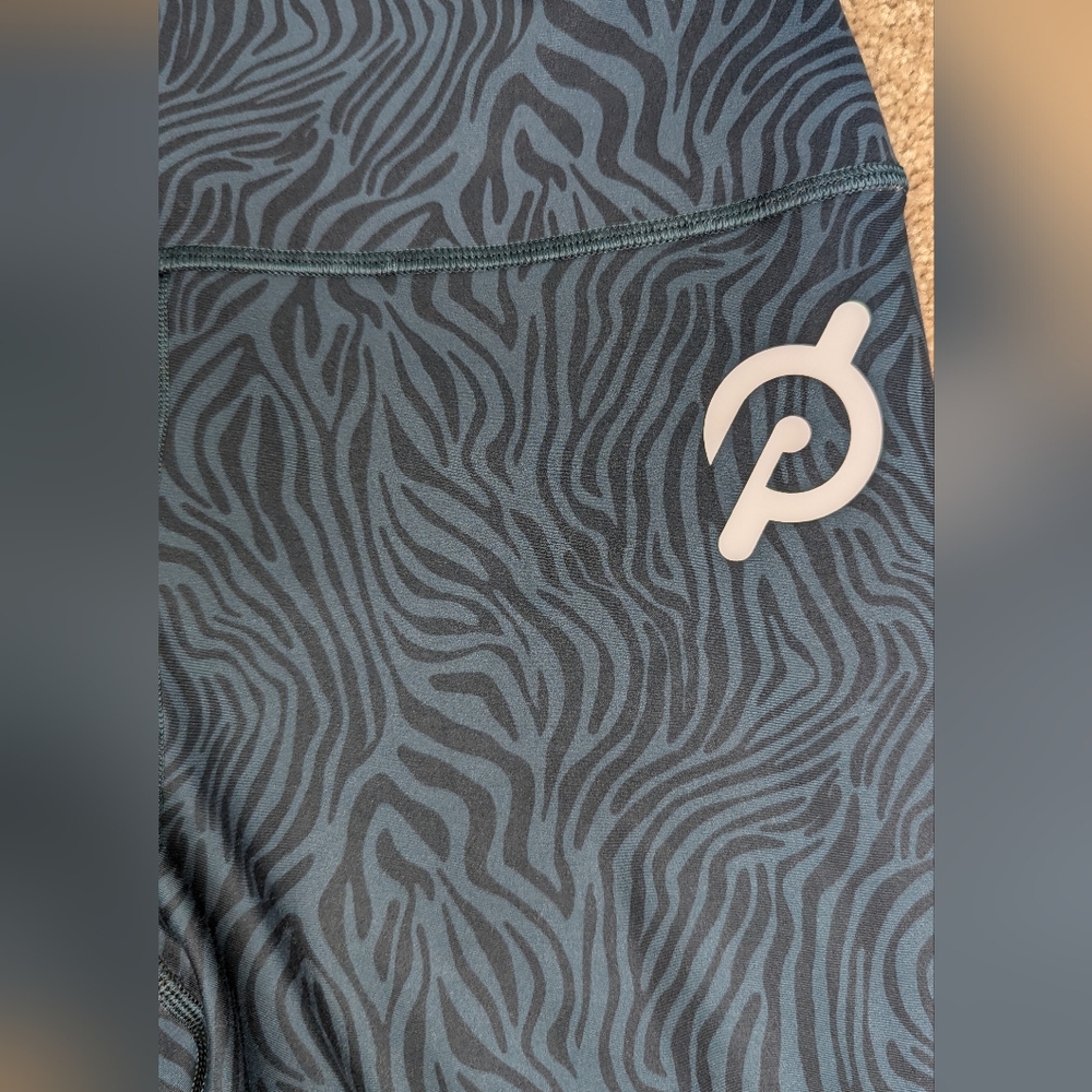 Peleton Size Small - image 6